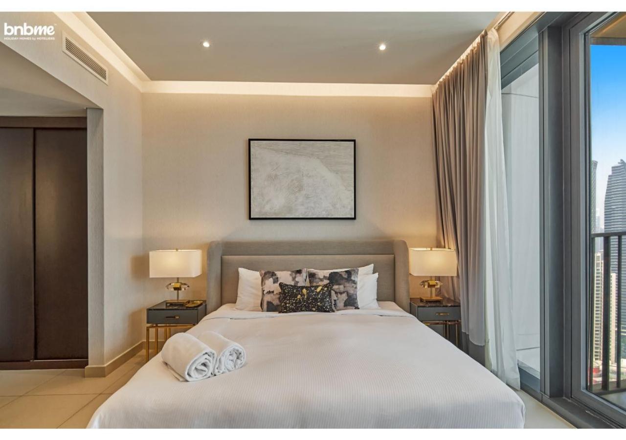 Bnbme - Boulevard Heights Apartment Dubai Bagian luar foto