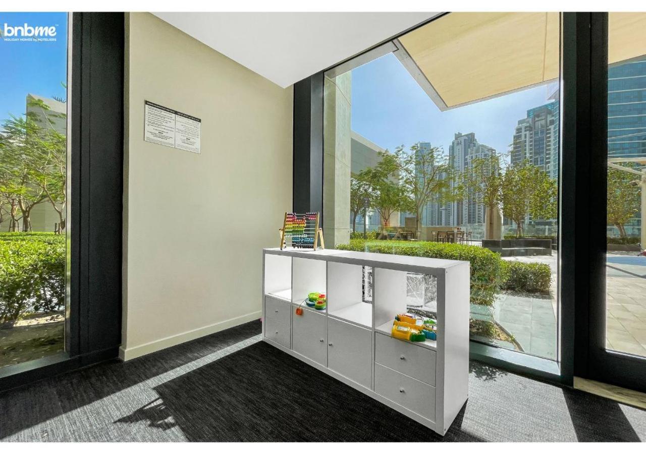 Bnbme - Boulevard Heights Apartment Dubai Bagian luar foto