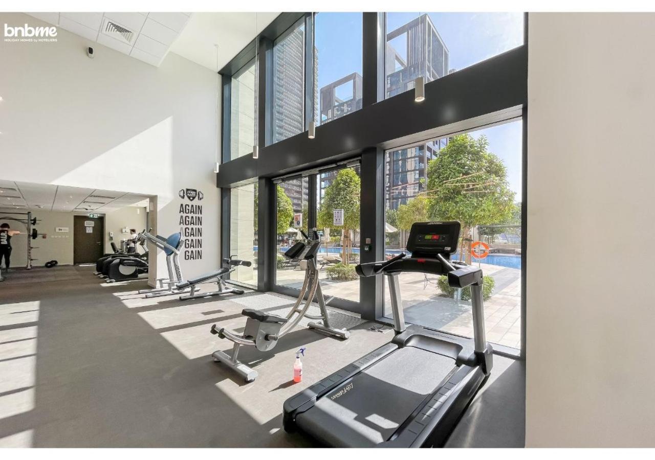 Bnbme - Boulevard Heights Apartment Dubai Bagian luar foto