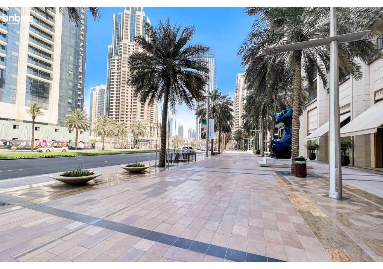 Bnbme - Boulevard Heights Apartment Dubai Bagian luar foto