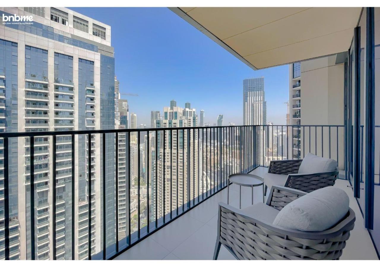 Bnbme - Boulevard Heights Apartment Dubai Bagian luar foto
