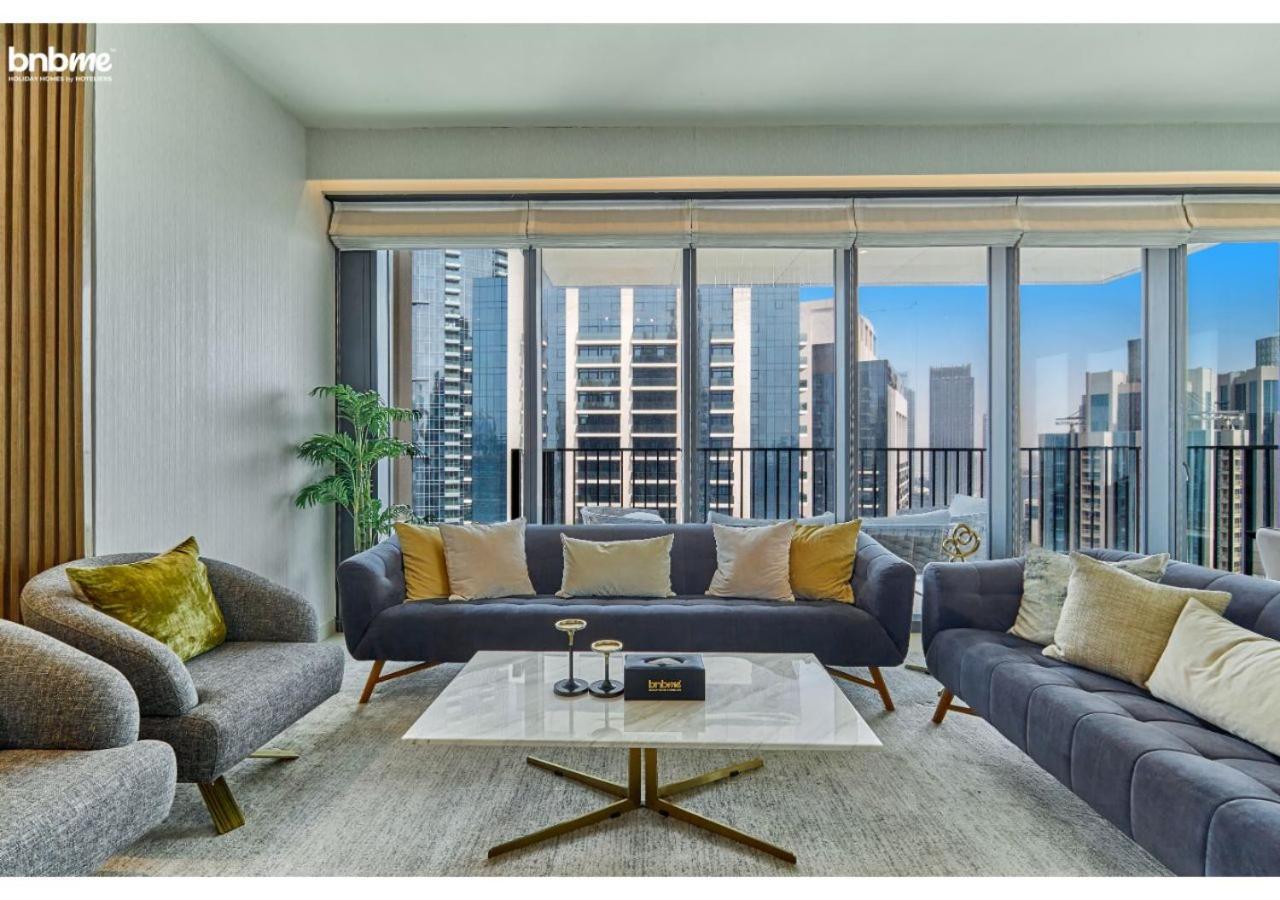 Bnbme - Boulevard Heights Apartment Dubai Bagian luar foto